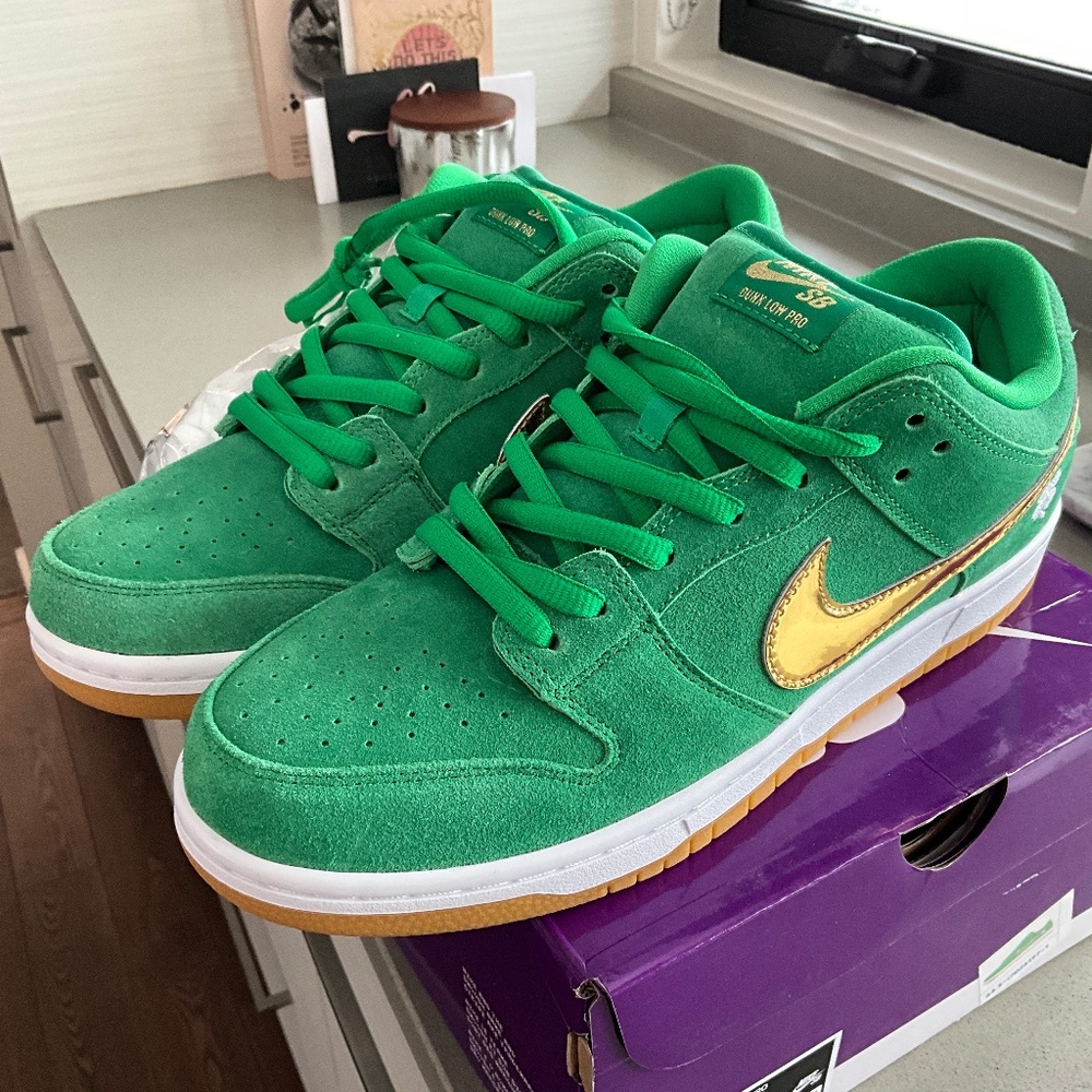 Nike Dunk Low- Saint Patricks Day Edition